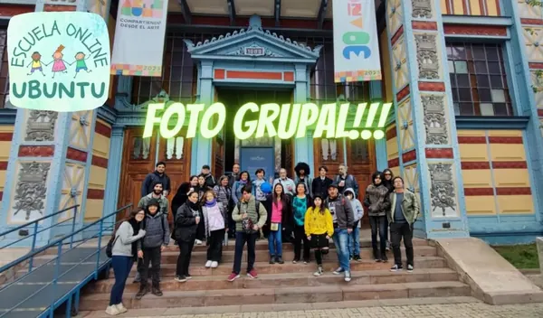 Estudiantes y familias de Ubuntu en una salida pedagógica